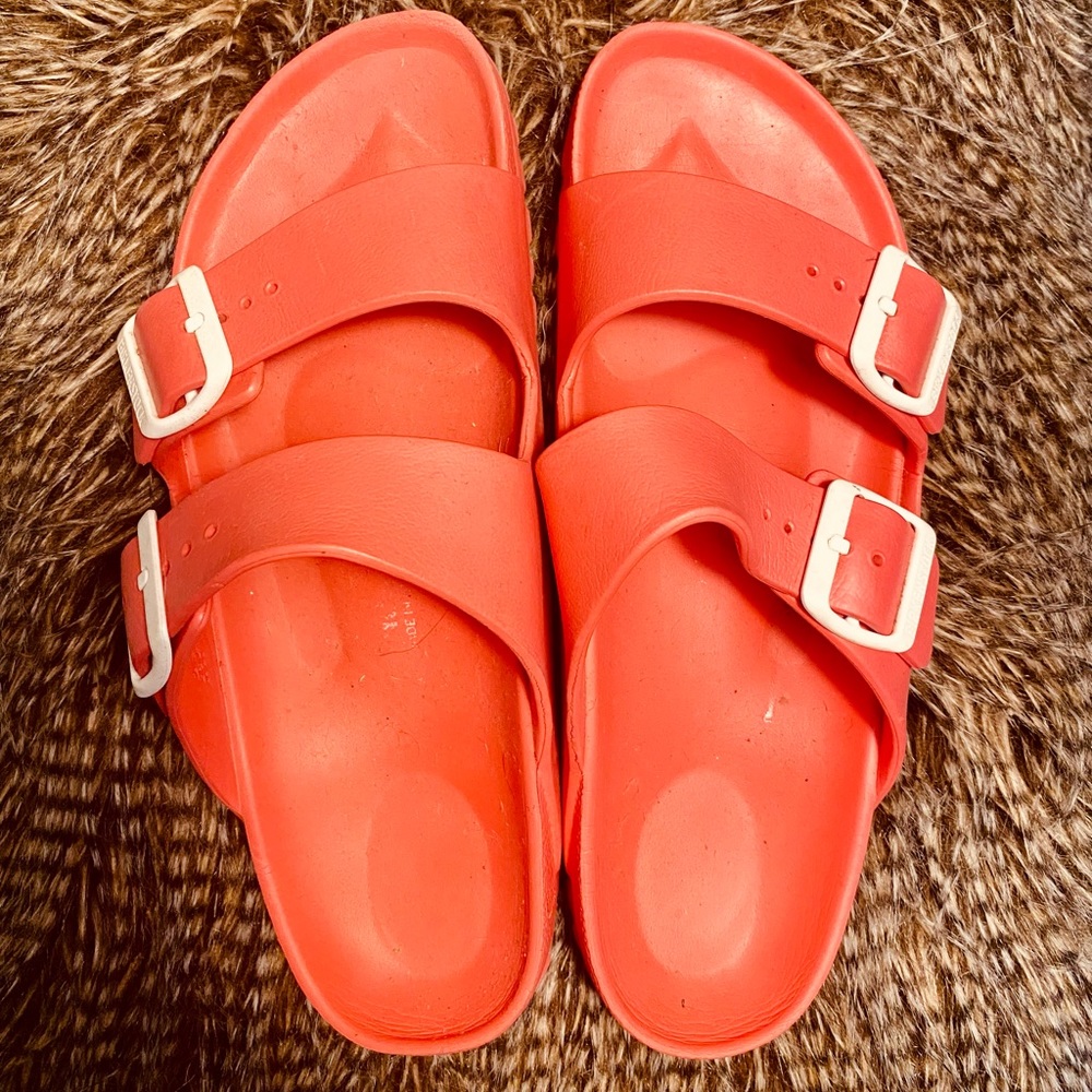 💖BIRKENSTOCK coral rubber sandals!💖